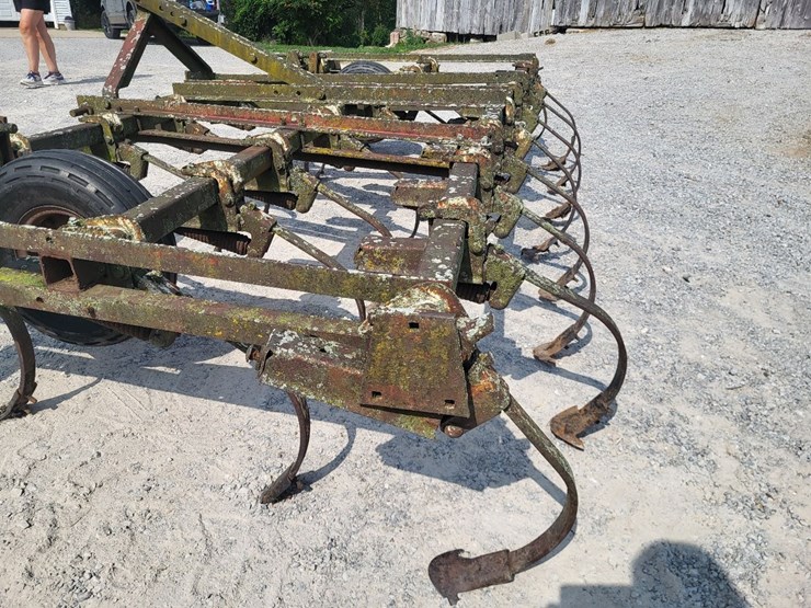 12'--3pt-hitch-field-cultivator-image-13