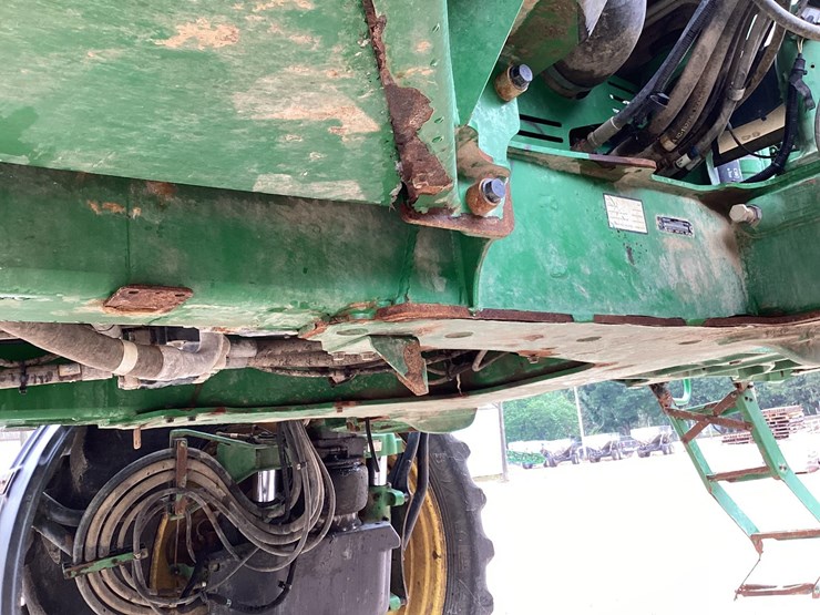 2020-john-deere-r4045-image-61