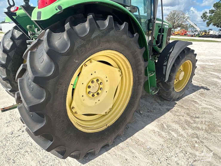 john-deere-6430-image-11