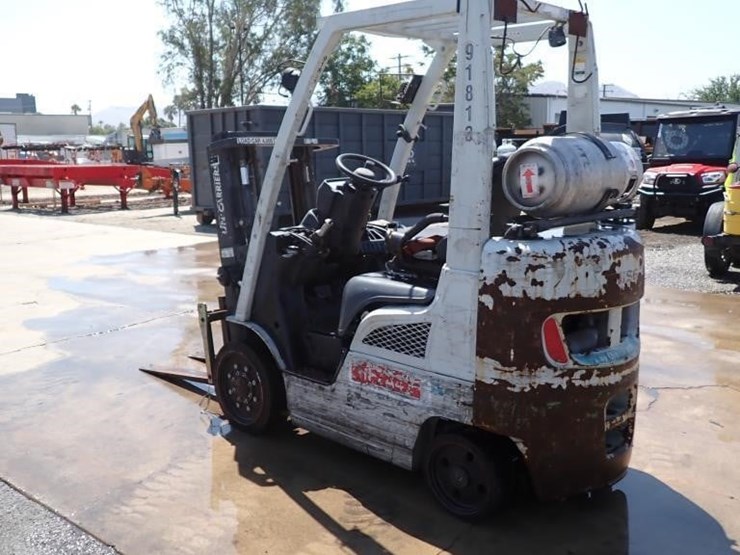 2015-nissan-mcp1f2a20lv-forklift-image-4
