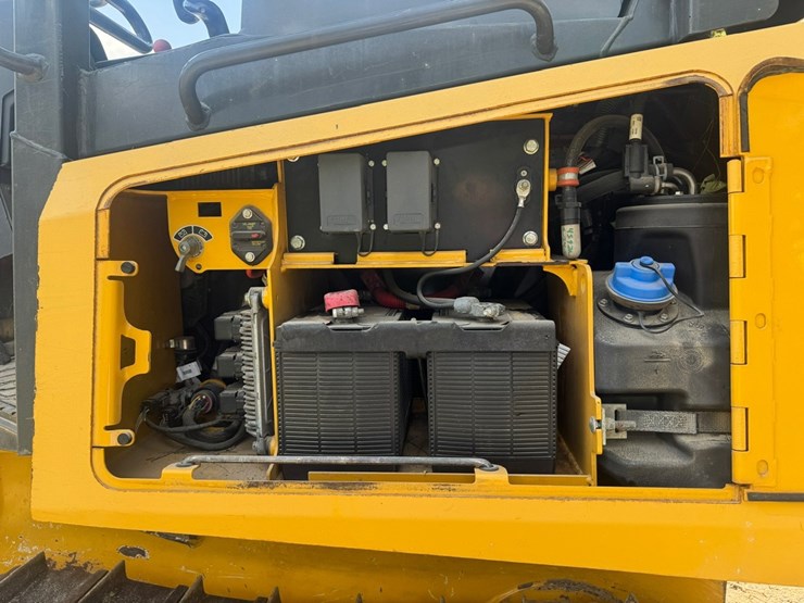 2019-deere-450k-image-3