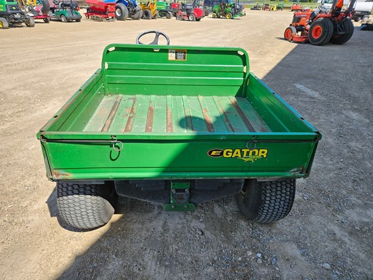 john-deere-gator-image-4
