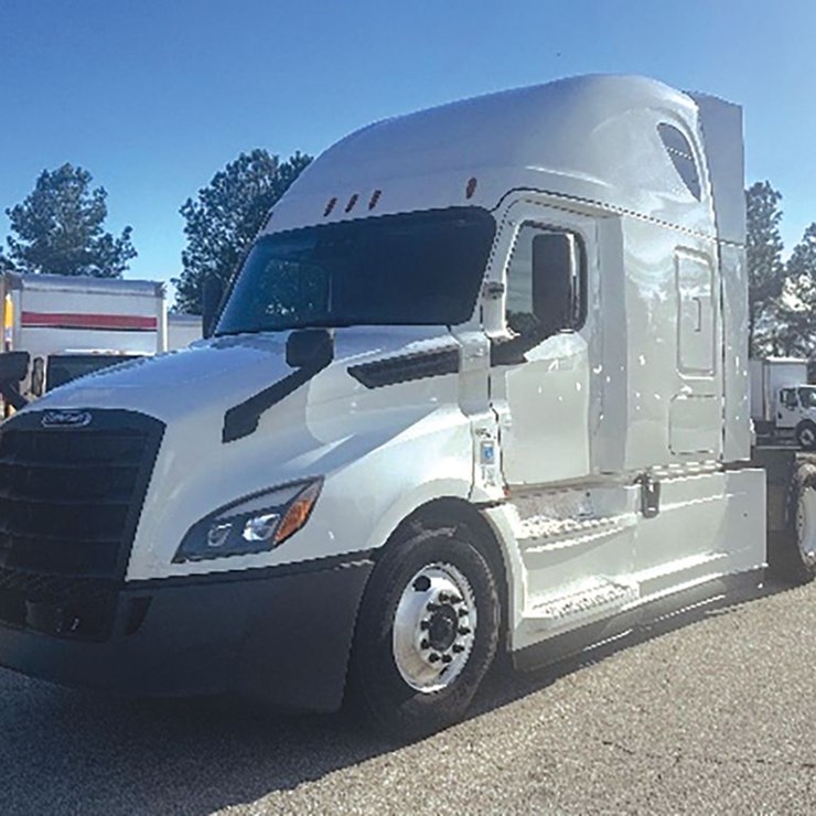 2022 FREIGHTLINER CASCADIA 126