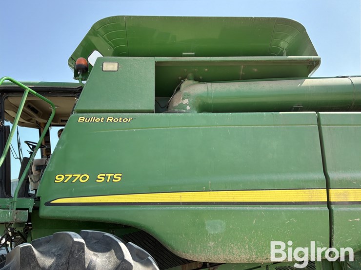 2010-john-deere-9770-sts-image-10