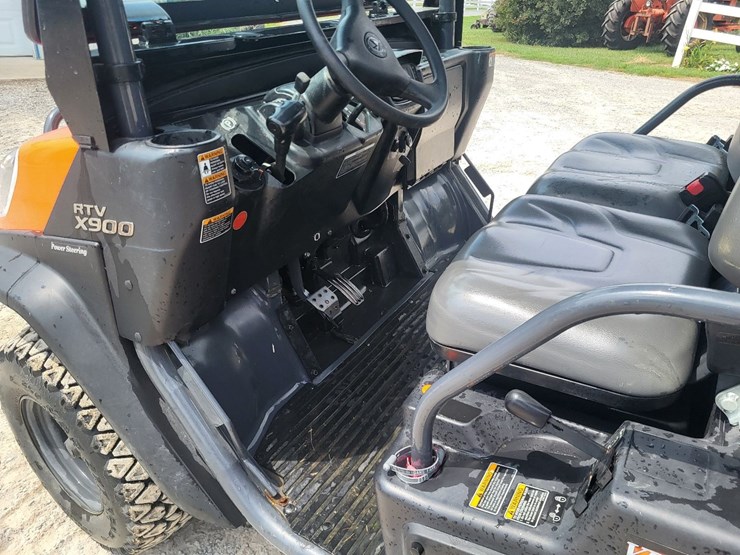 2016-kubota-rtv-x900-image-17