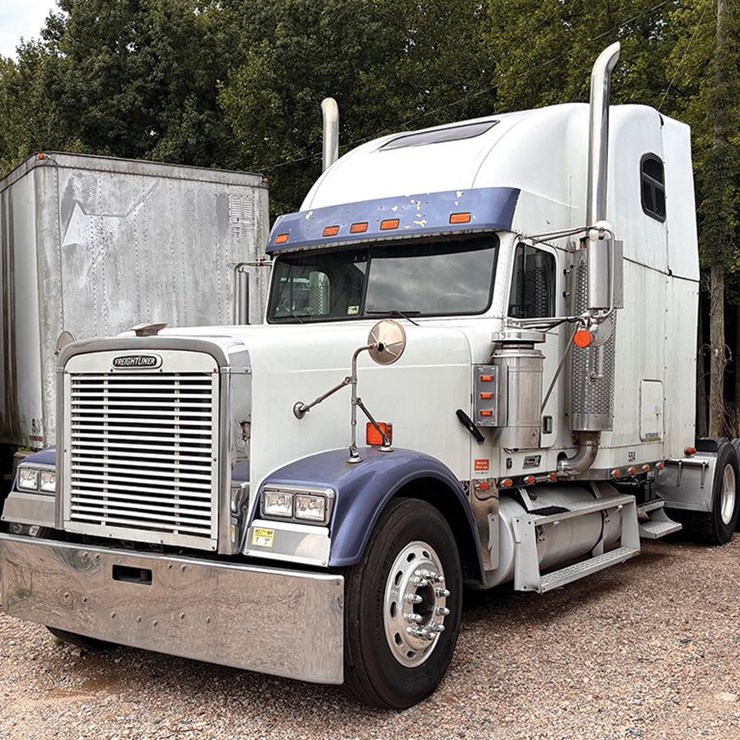 2000 FREIGHTLINER FLD120 CLASSIC