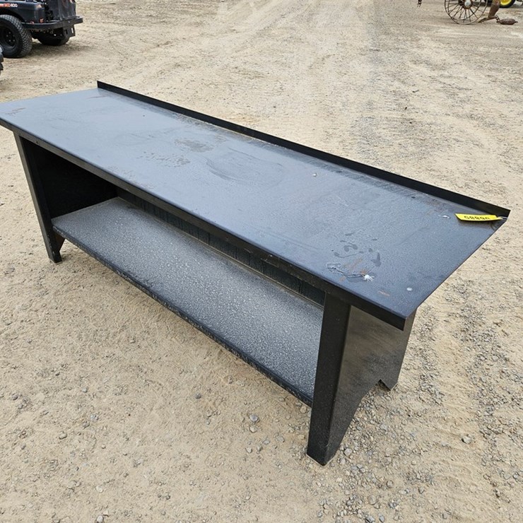 #6885 • Kit Container 90" Metal Work Bench