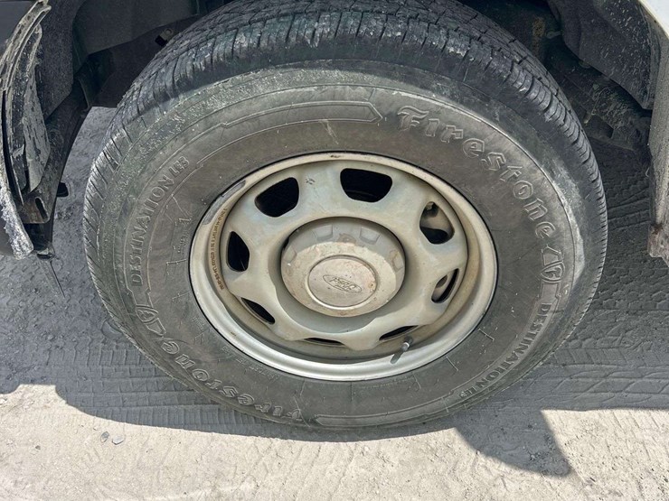 2017-ford-f150-image-29