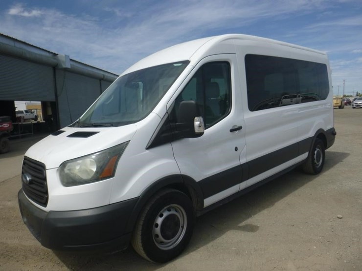 2017-ford-transit-image-1