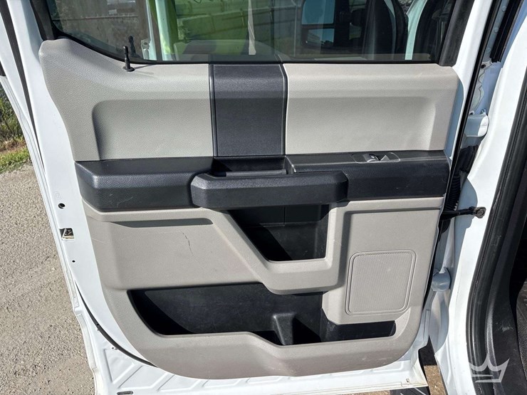 2019-ford-f250-image-21