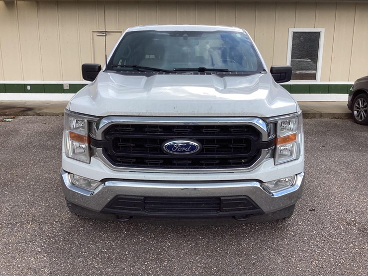 f--150-xlt-4wd-image-2
