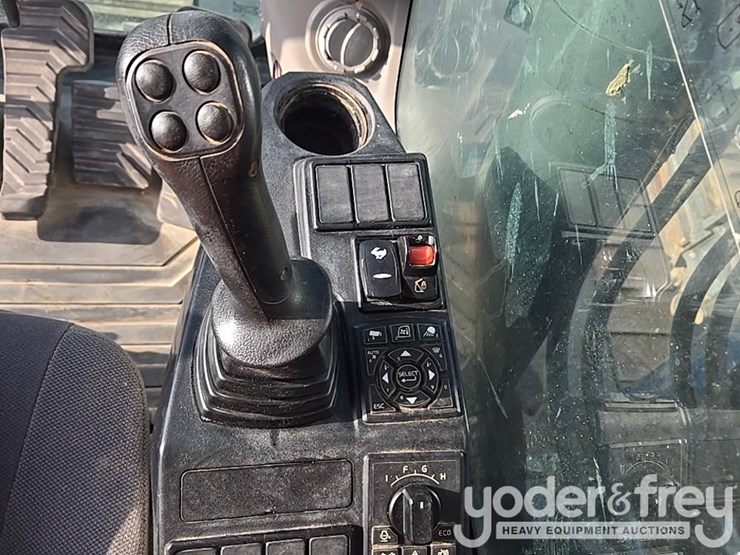 2020-volvo-ec300el-image-75
