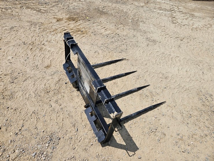 #6902-•-new-land-honor-4-spear-bale-mover-image-5