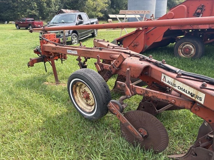 allis-chalmers-4-bottom-semi-mount-plow-image-10