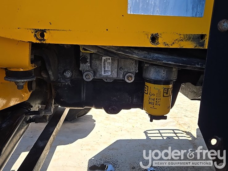 2018-jcb-930-image-25