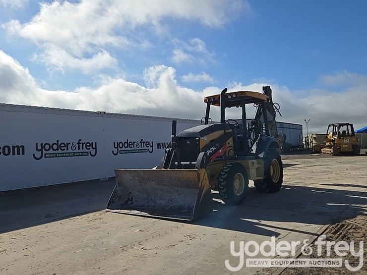 2019-deere-310sl-image-1