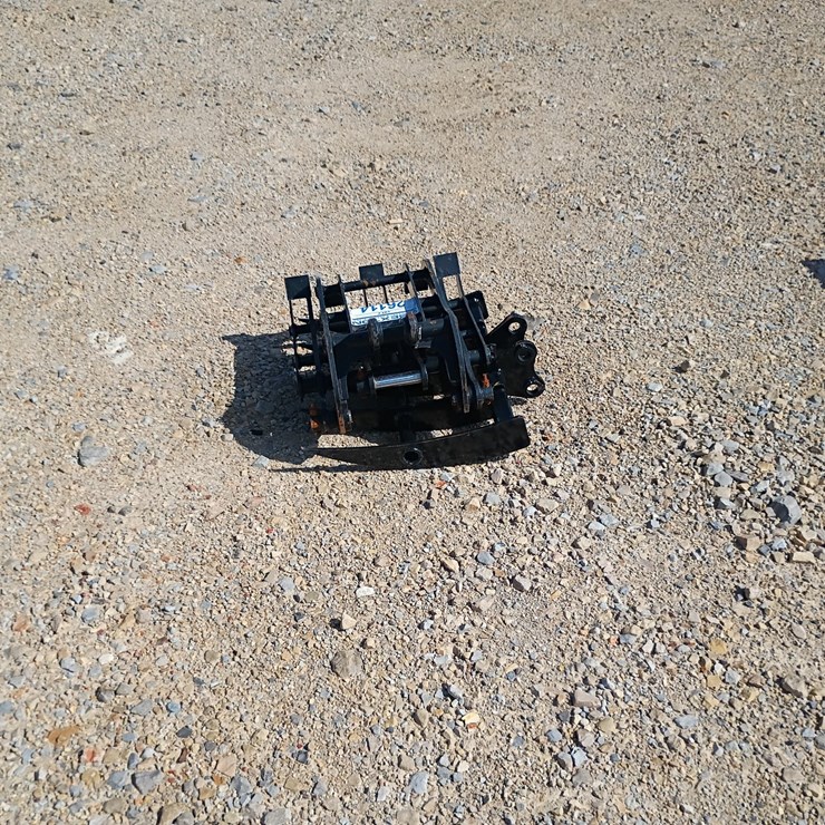 #26114 • Grapple & Rake Mini Excavator Attachment