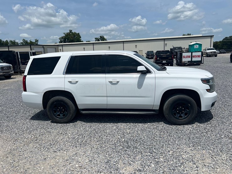 chevrolet-tahoe-image-6