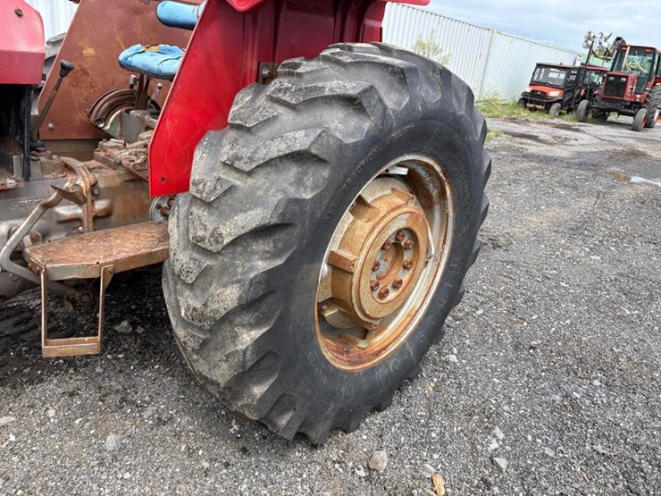 massey-ferguson-255-image-13