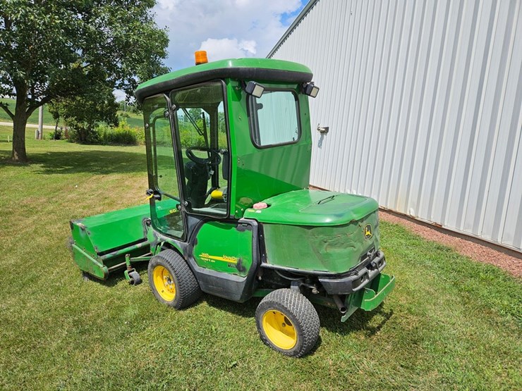 2011-john-deere-1445-image-3