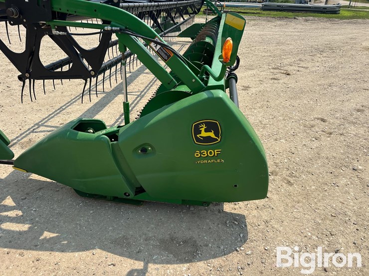 john-deere-630f-image-10