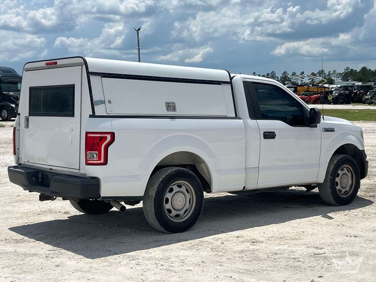 2017-ford-f150-image-3