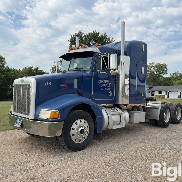 2000 PETERBILT 385