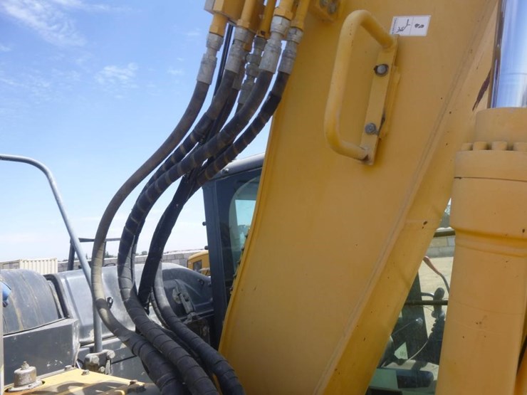 2016-kobelco-sk140sr-lc-5-image-26