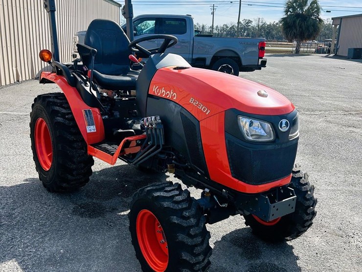 2023-kubota-b2301hsd-1-image-3