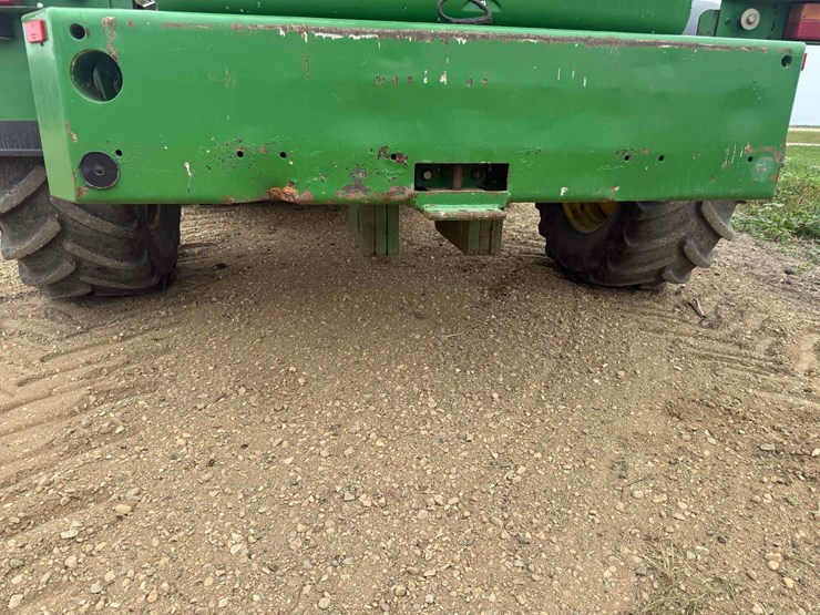 2005-john-deere-7400-image-8