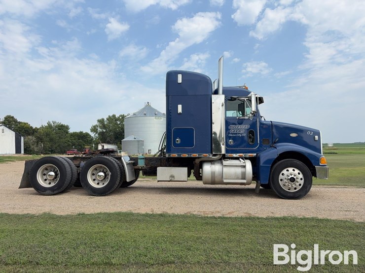 2000-peterbilt-385-image-4