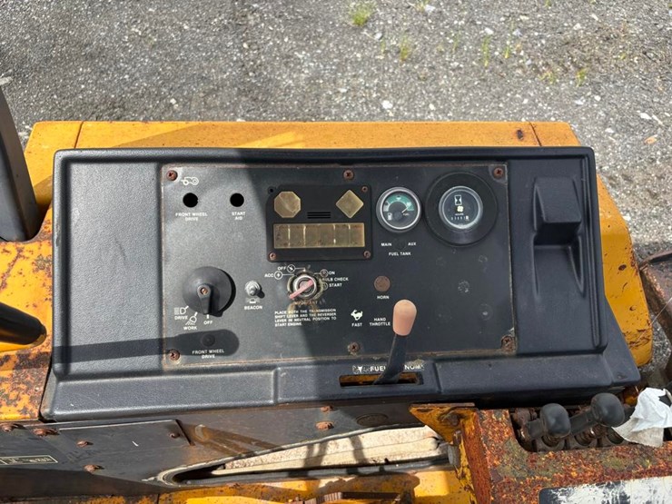 deere-210c-image-17