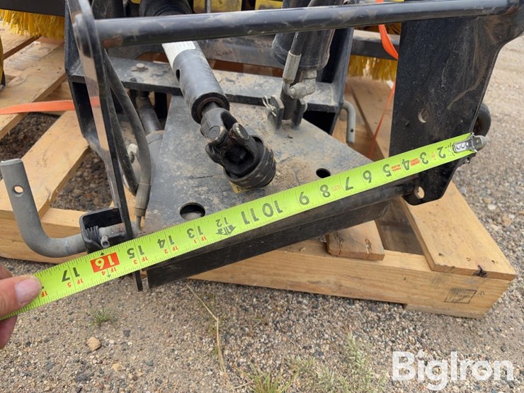 john-deere-52-image-12