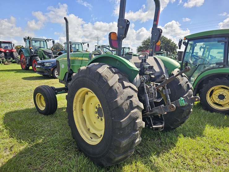 2005-john-deere-5225-image-4