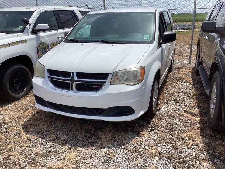 2014-dodge-grand-caravan-image-1