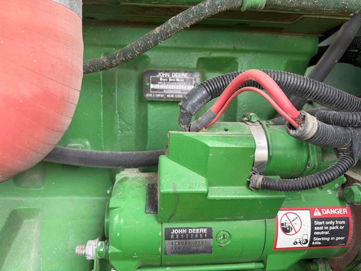 2005-john-deere-7400-image-26