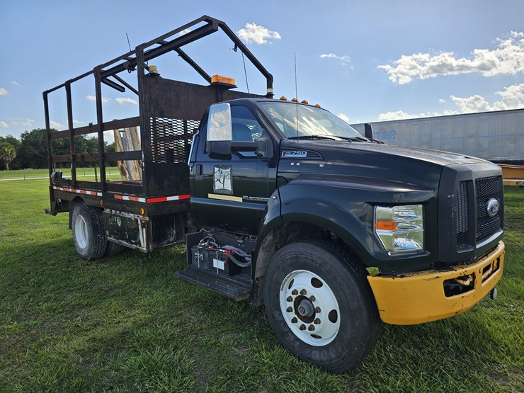 2016-ford-f750-image-2