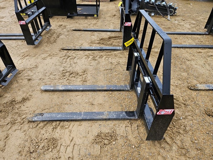 #225-•-kivel-48"-3500-lb-pallet-fork-image-2