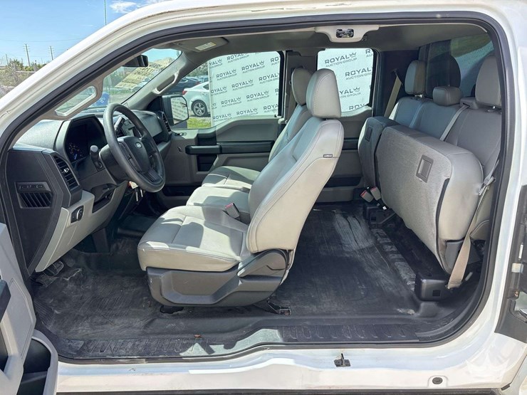 2016-ford-f150-image-11