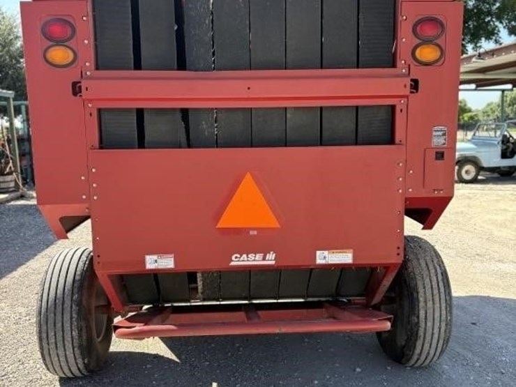 2007-case-ih-rbx563-image-3