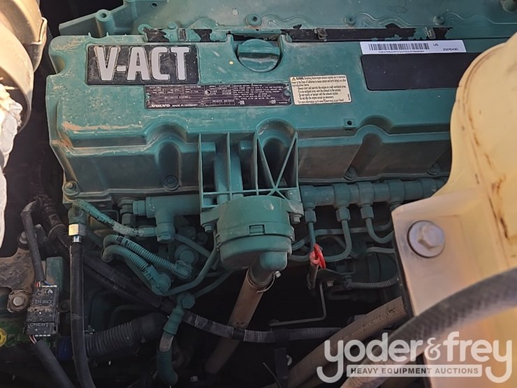 2020-volvo-ec300el-image-57