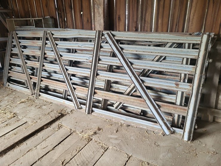 (4)-livestock-gates,-(2)-livestock-panels,-and-(1)-roll-of-woven-wire-fence-image-14