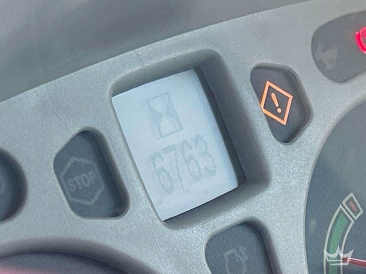 new-holland-t6030-image-6