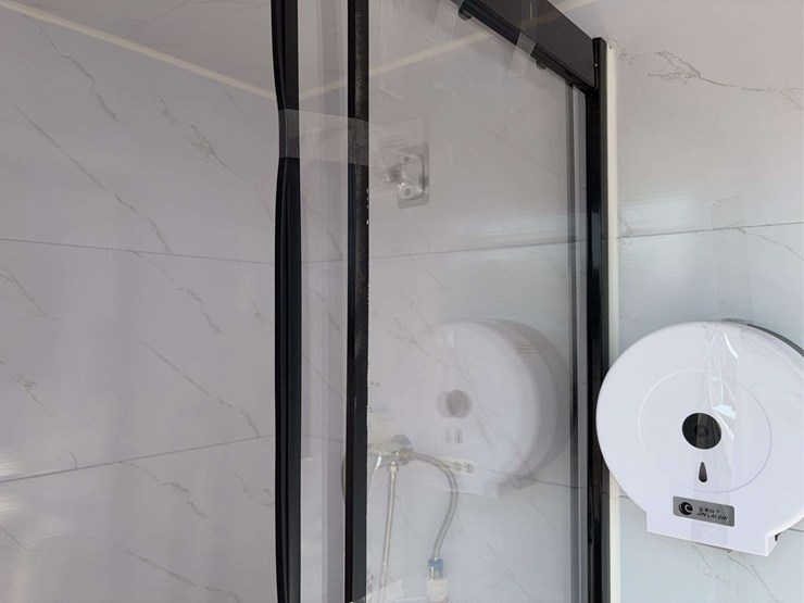 mobile-toilet-with-shower-image-8