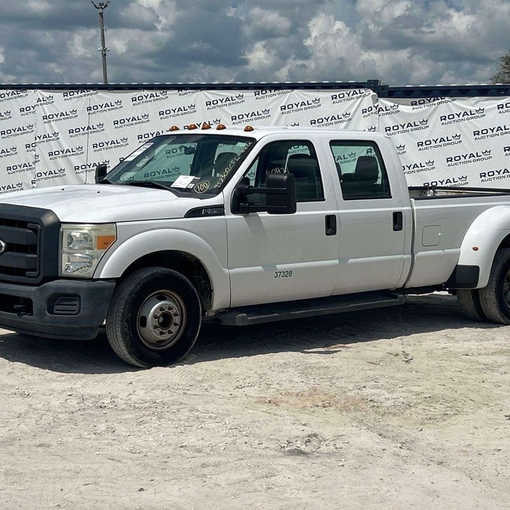2015 FORD F350