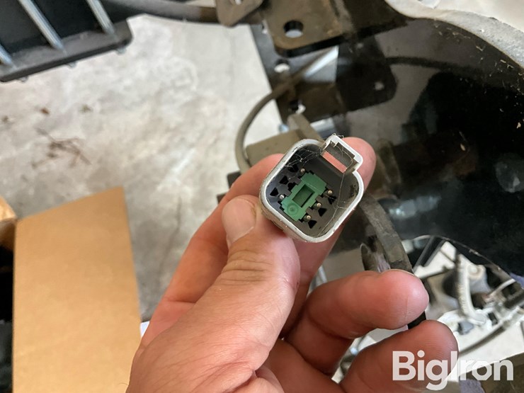 john-deere-606c-image-6