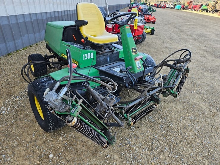 john-deere-3215a-image-7