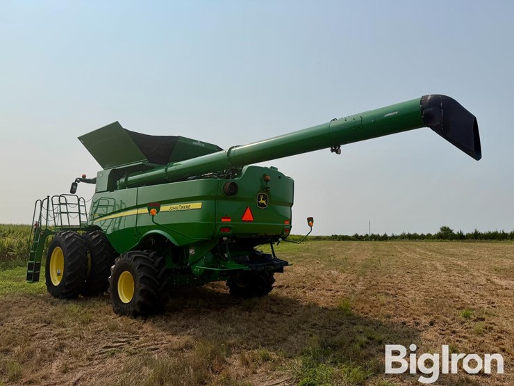 2021-john-deere-s780-image-7