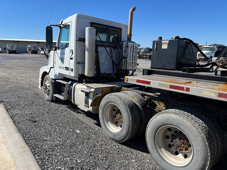 volvo-vnl-image-6