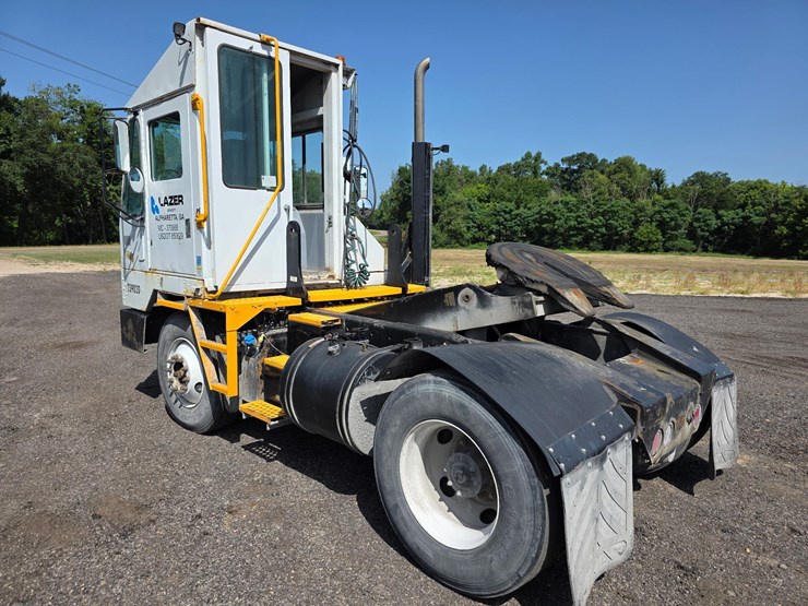 kalmar-spotter-truck-image-7